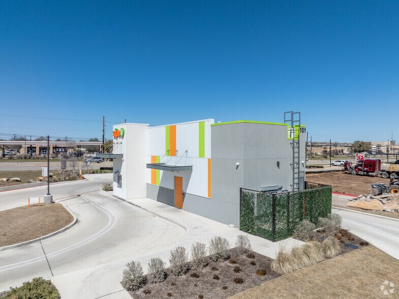 More Photos Of 101 Deer Ridge Dr, Round Rock General Retail For Lease