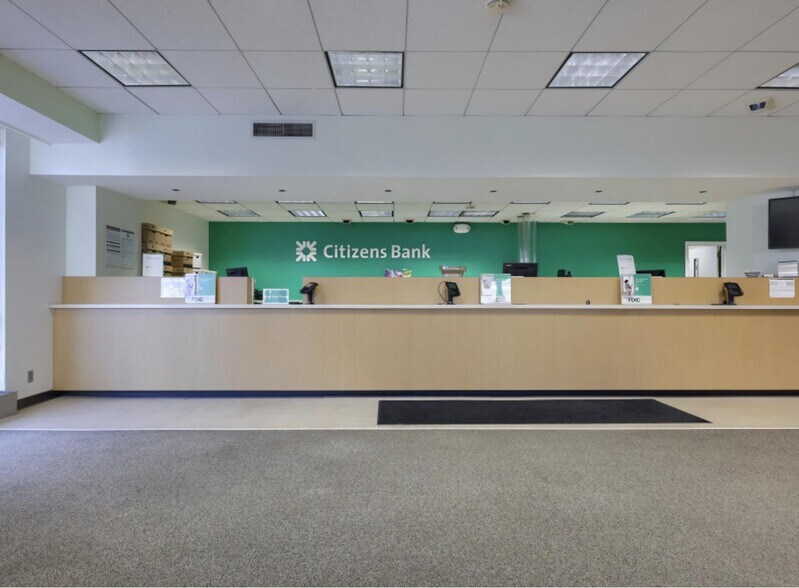More Photos Of 4 S Baltimore St, Dillsburg Bank For Lease