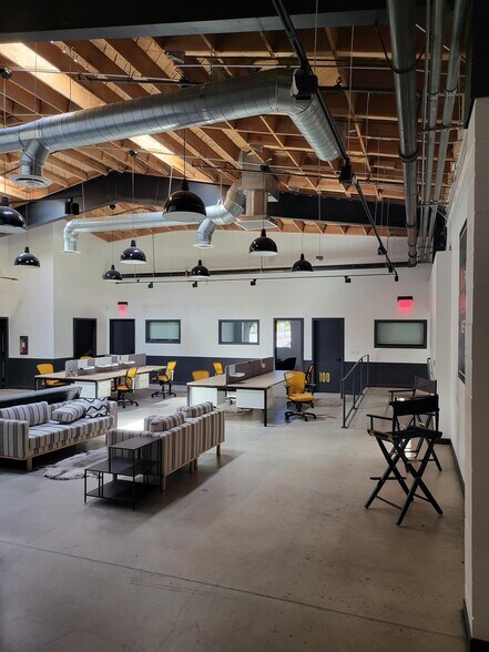 More Photos Of 3000 N Hollywood Way, Burbank Office For Lease