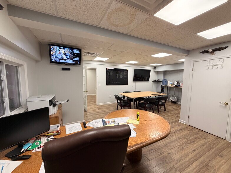 More Photos Of 99 Center St, East Pittsburgh Auto Repair For Sale