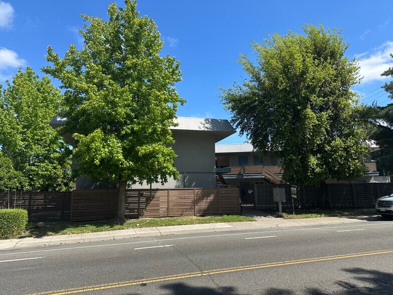 More Photos Of 1143 43rd Ave, Sacramento Apartments For Sale