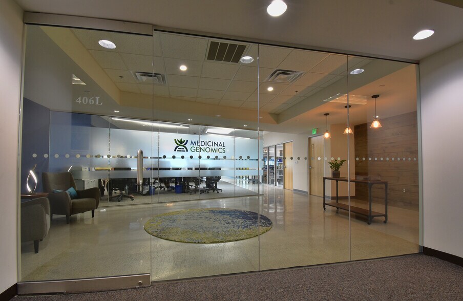 More Photos Of 100 Cummings Ctr, Beverly Coworking Space