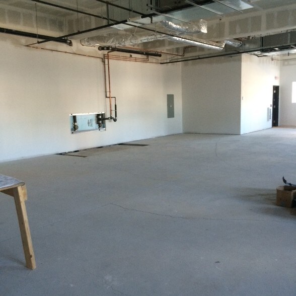 More Photos Of 670 Washington St, Attleboro Office For Lease