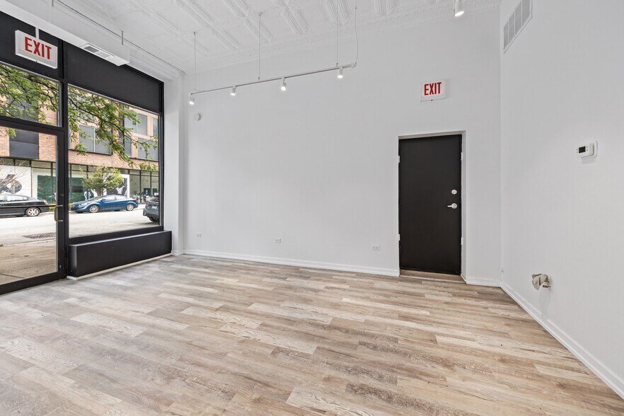More Photos Of 1601-1613 E 53rd St, Chicago Storefront For Lease