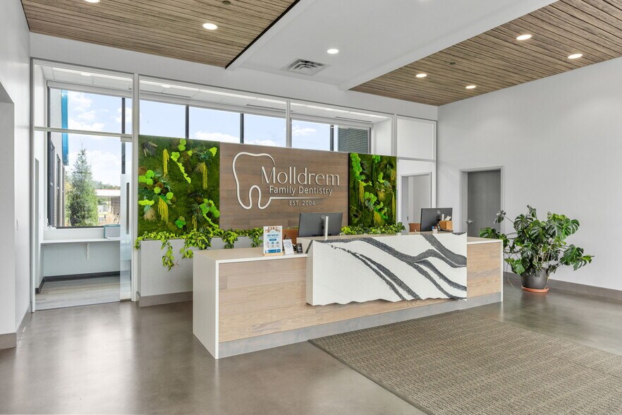 More Photos Of 18389 Orchard Trl, Lakeville Medical For Lease