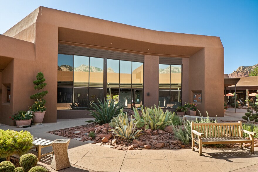 More Photos Of 101 N State Route 89A, Sedona Restaurant For Lease