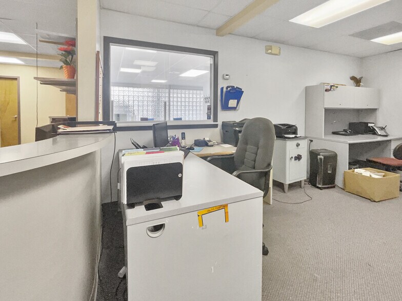 More Photos Of 608 N High St, Millville Medical For Sale