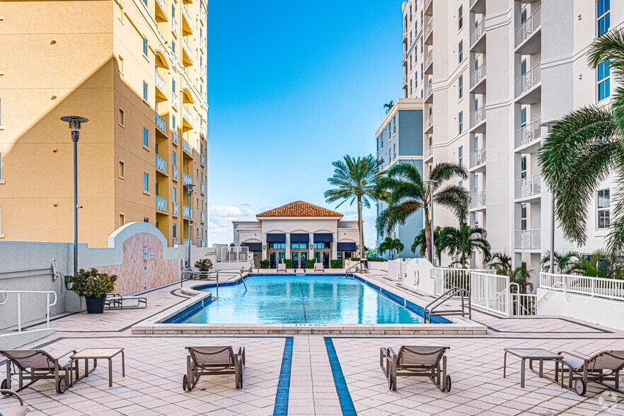 More Photos Of 255 Evernia St, West Palm Beach Apartments For Sale