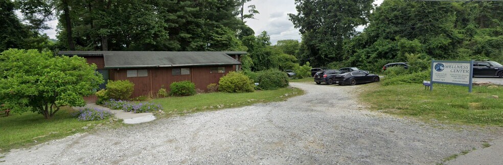 More Photos Of 3076 Sweeten Creek Rd, Asheville Office For Sale