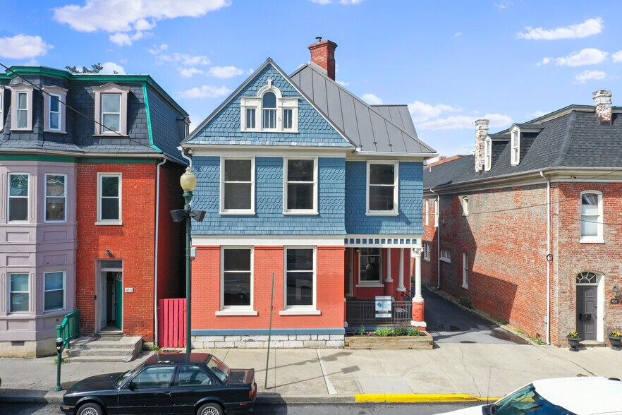 Primary Photo Of 408 W King St, Martinsburg Loft Creative Space For Lease