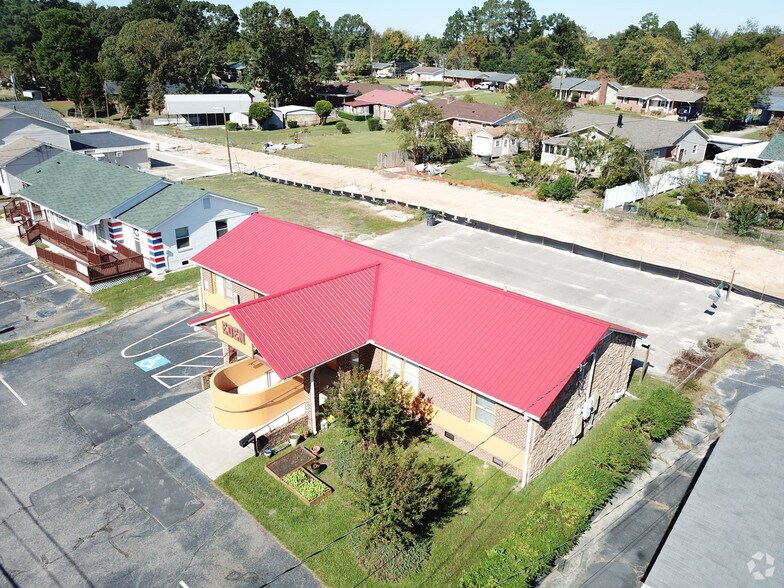 Primary Photo Of 5414 Yadkin Rd, Fayetteville Medical For Lease