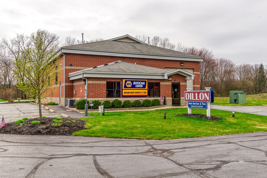 Primary Photo Of 5071 OH-43 Rd, Kent Auto Repair For Sale