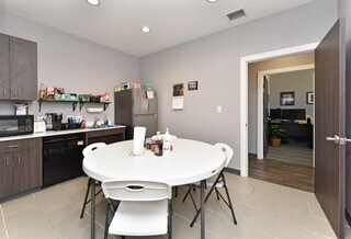 More Photos Of 800 Bonaventure Way, Sugar Land Office For Lease