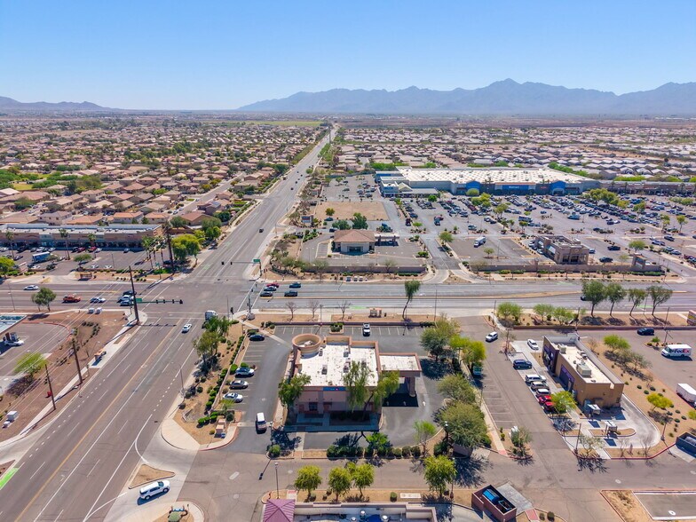More Photos Of 7510 W Lower Buckeye Rd, Phoenix Freestanding For Lease