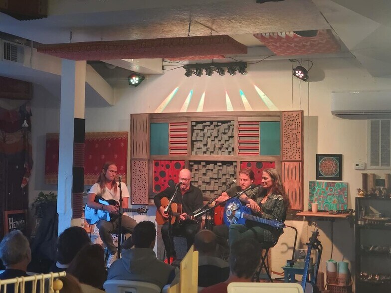 More Photos Of 1209 S Croatan Hwy, Kill Devil Hills Storefront For Sale