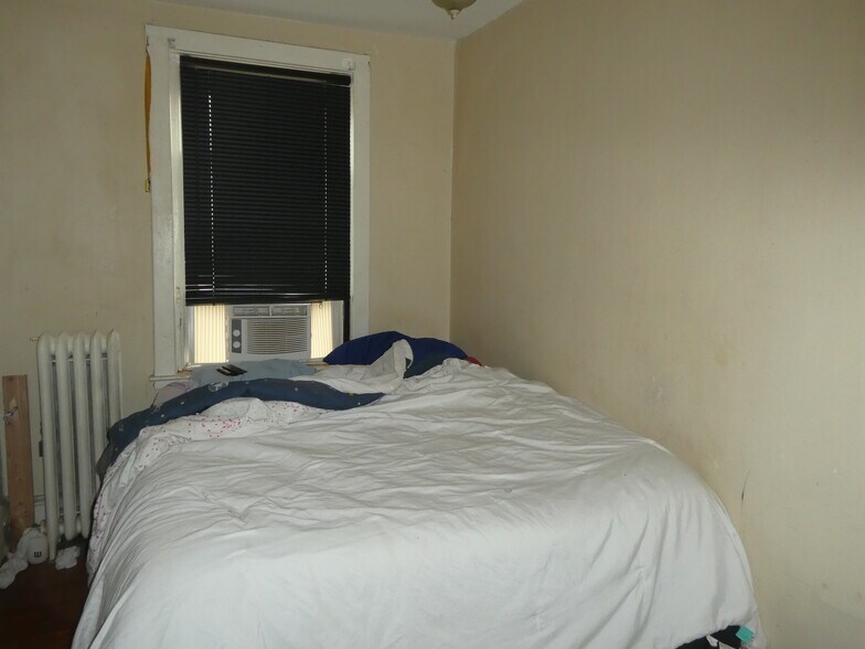 More Photos Of , Philadelphia Unknown For Sale