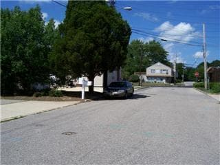 More Photos Of 10 Park Ave, Stafford Township Showroom For Sale