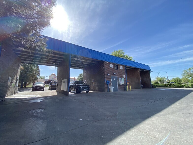 More Photos Of 1540 Laredo St, Aurora Carwash For Sale