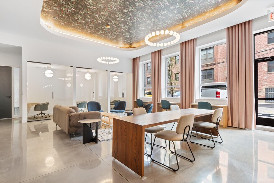 More Photos Of 4501 N Sheridan Rd, Chicago Apartments For Lease