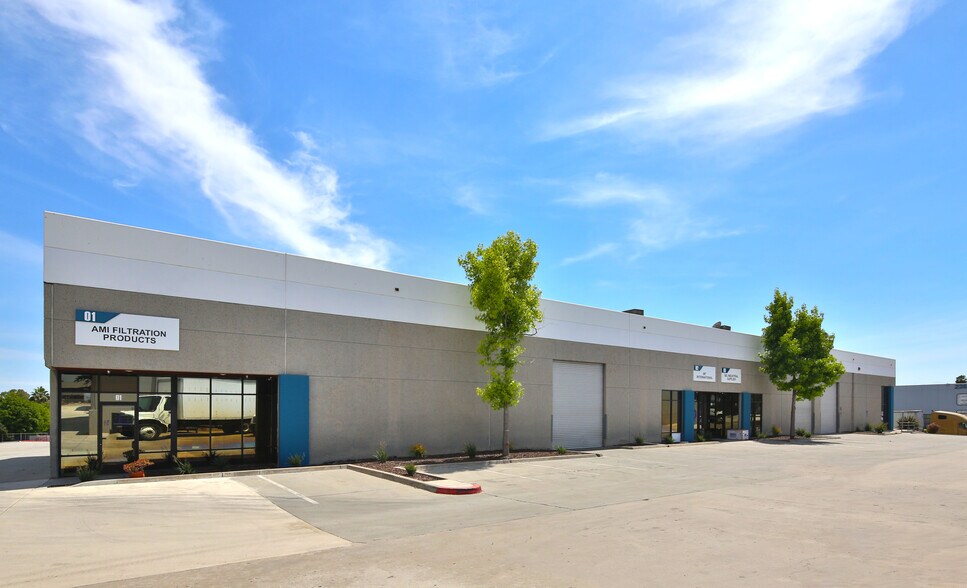 More Photos Of 2375 Michael Faraday Dr, San Diego Unknown For Lease