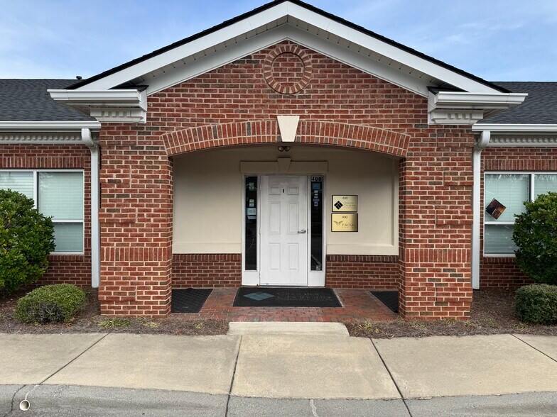 More Photos Of 10965 Winds Crossing Dr, Charlotte Medical For Sale