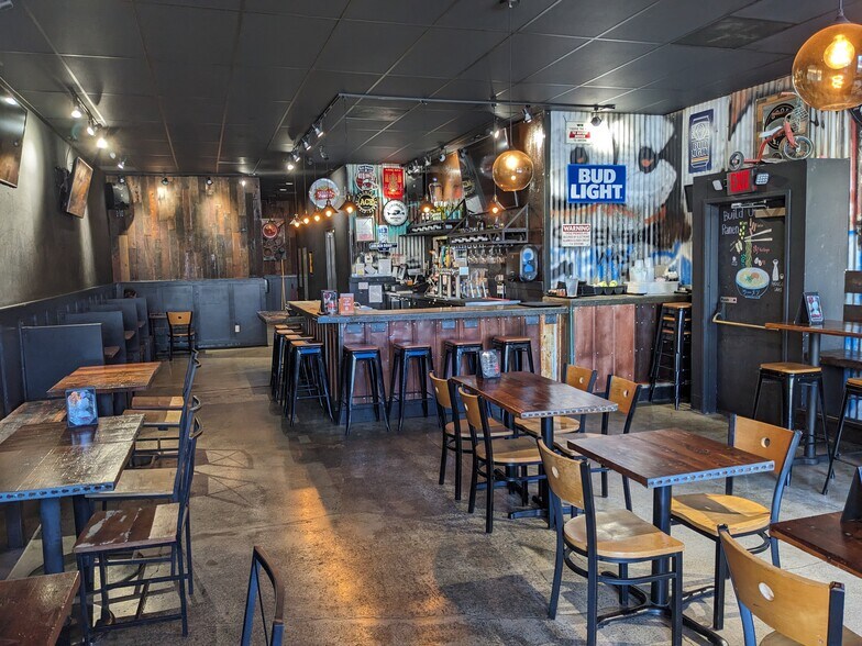 More Photos Of 108 W 3rd St, Long Beach Restaurant For Sale