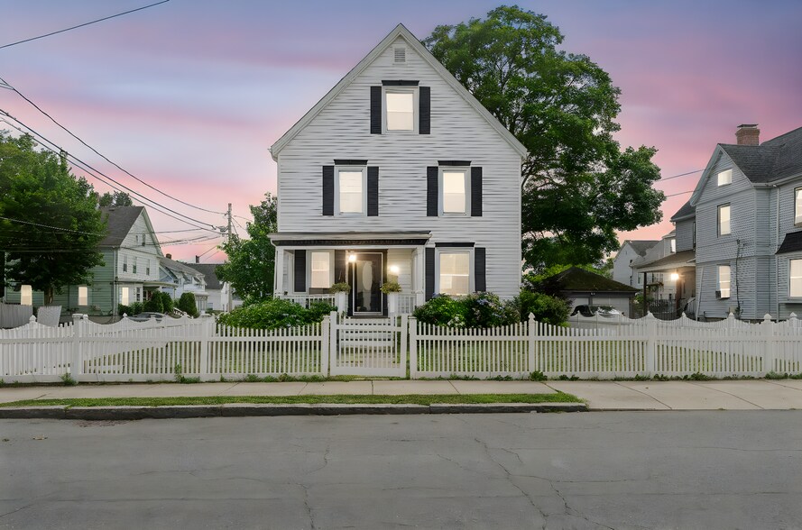 More Photos Of 47 Clinton St, Framingham Apartments For Sale