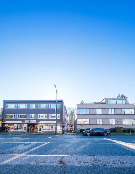 More Photos Of 4336 10th Av W, Vancouver Apartments For Sale