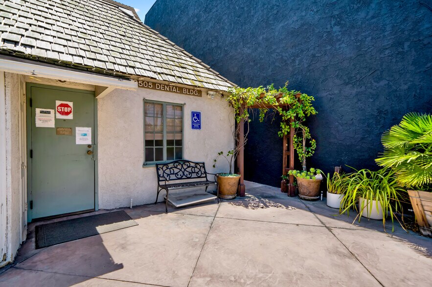 More Photos Of 10505 W Pico Blvd, Los Angeles Medical For Sale