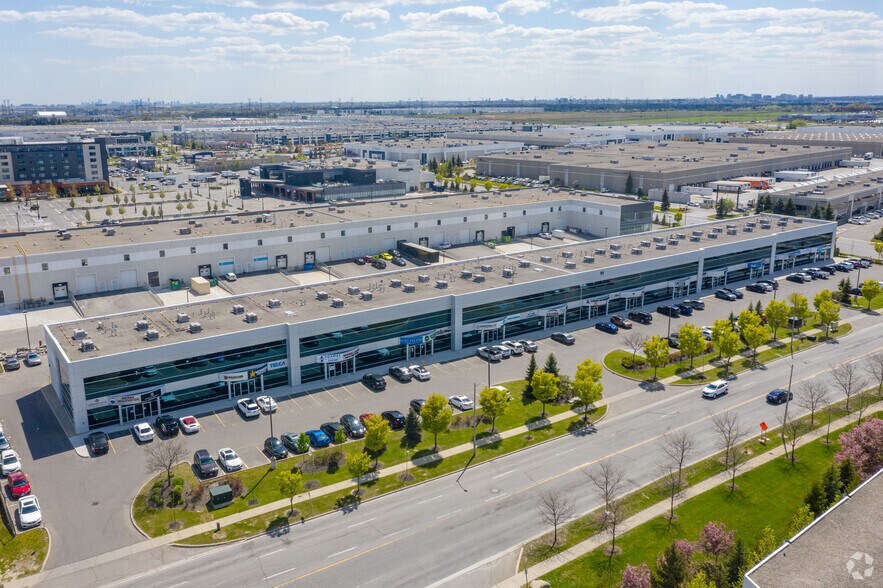 More Photos Of 81 Zenway Blvd, Vaughan Showroom For Lease