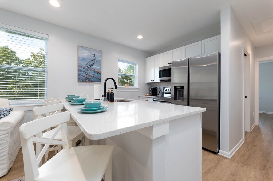 More Photos Of 404 Margaret St, Neptune Beach Multifamily For Sale