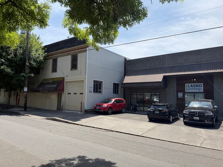 More Photos Of 2249 N Williams Ave, Portland Warehouse For Lease