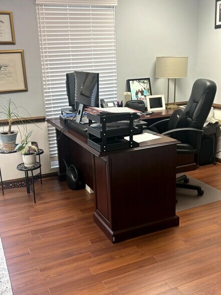 More Photos Of 12658-12660 Lake Ridge Dr, Woodbridge Medical For Sale