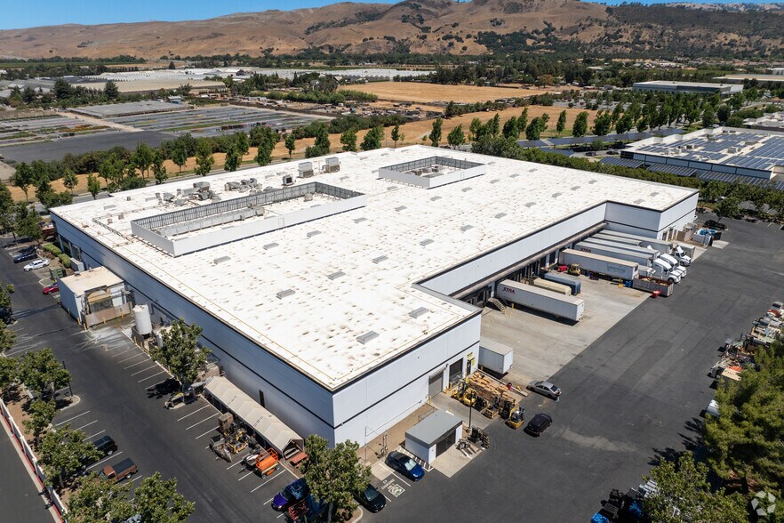 More Photos Of 18675 Madrone Pky, Morgan Hill Warehouse For Lease