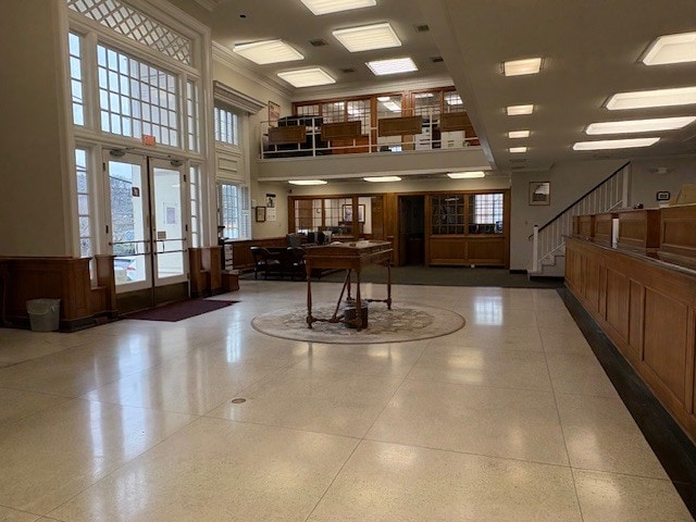 More Photos Of 2 Park St, Athens Office For Sale