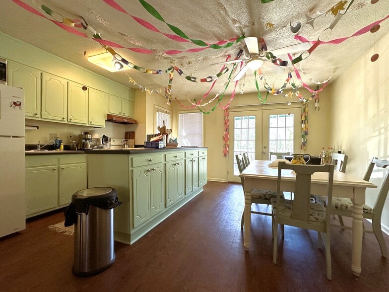 More Photos Of 350 S Pope St, Athens Multifamily For Sale