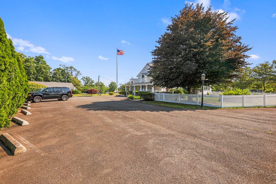 More Photos Of 630 Broad St, Shrewsbury Office For Sale