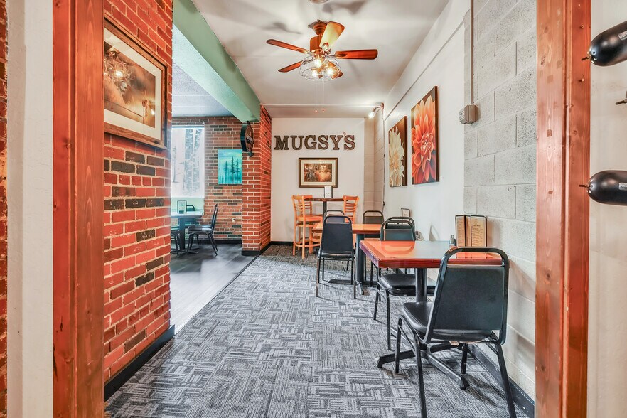 More Photos Of 7161 Main St, Bonners Ferry Bar For Sale