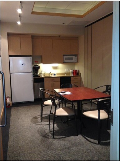 More Photos Of 1010 N Hooker St, Chicago Light Manufacturing For Lease