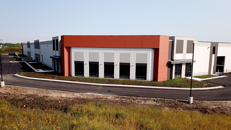 More Photos Of 2840 Innovation Way, Sun Prairie Unknown For Lease