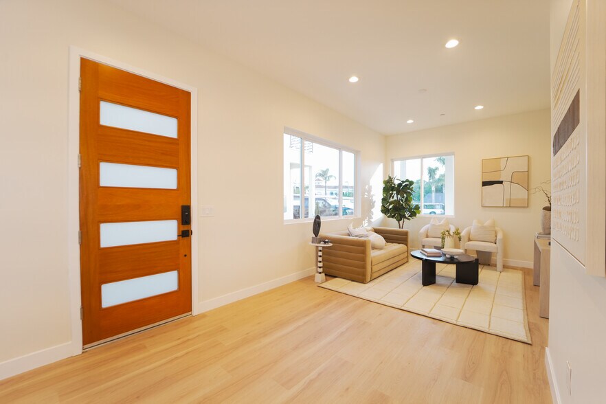 More Photos Of 630 N Juniper St, Escondido Apartments For Sale