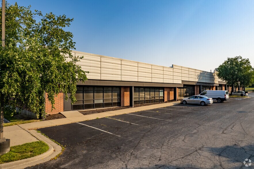 More Photos Of 10400 Hickman Mills Dr, Kansas City Light Distribution For Sale