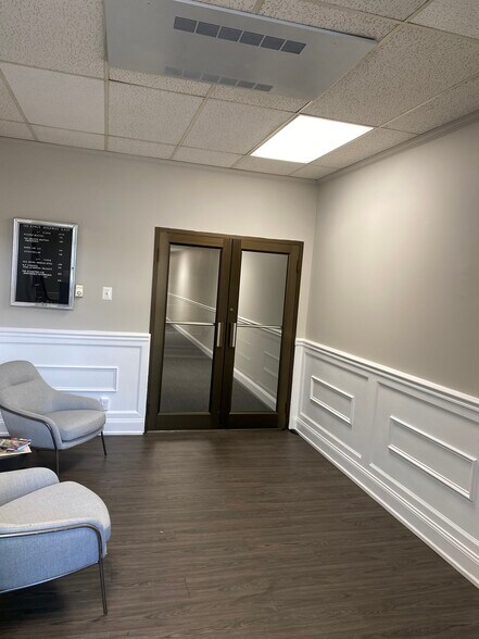 More Photos Of 132 Kings Hwy E, Haddonfield Office For Lease