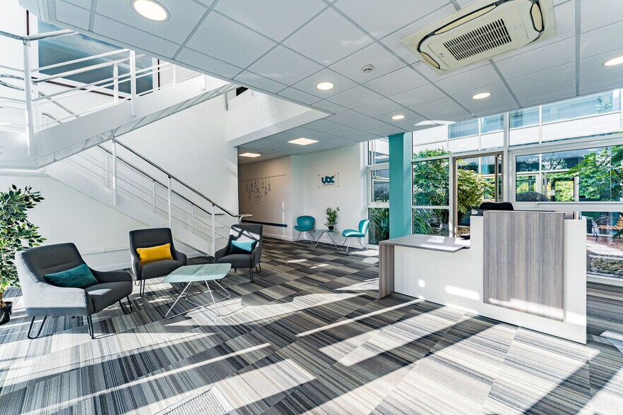 More Photos Of 1310 Solihull Pky, Birmingham Coworking Space