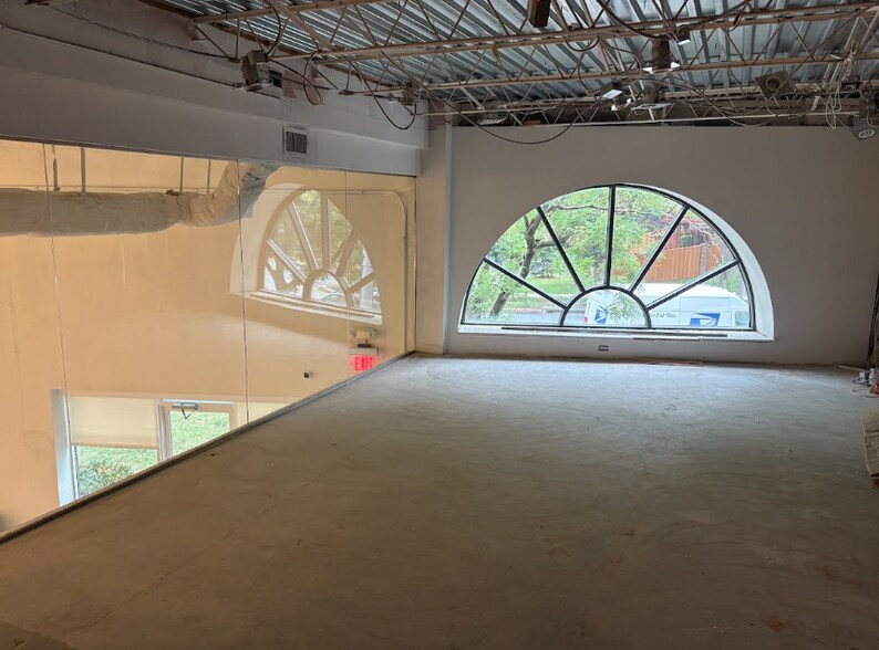 More Photos Of 1313-1315 Powhatan Rd, Alexandria Warehouse For Lease
