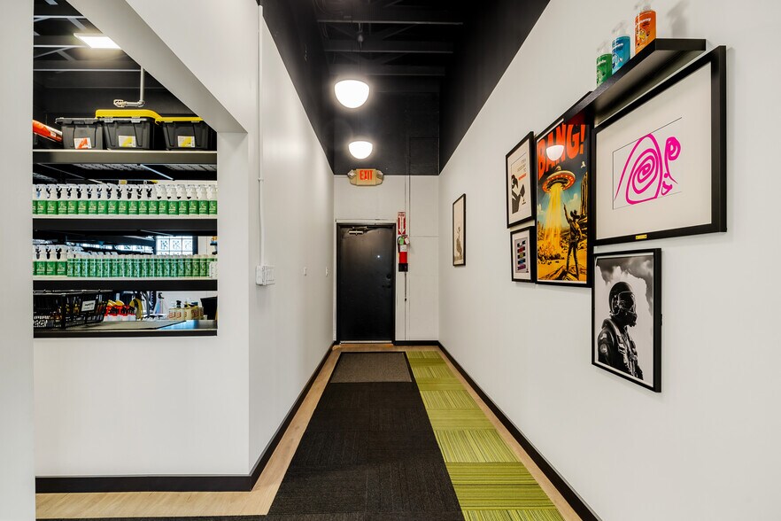 More Photos Of 2192 W College Ave, Englewood Warehouse For Sale