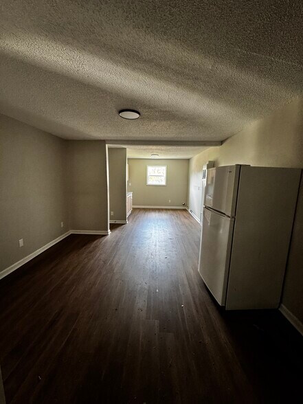 More Photos Of 2400 19th Ave N, Birmingham Apartments For Sale