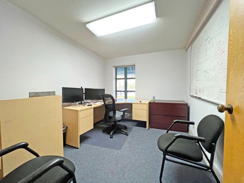 More Photos Of 104 W Anapamu St, Santa Barbara Office For Lease