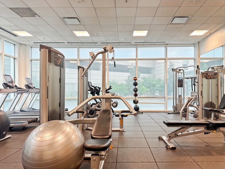 Primary Photo Of 4600 S Syracuse St, Denver Coworking Space