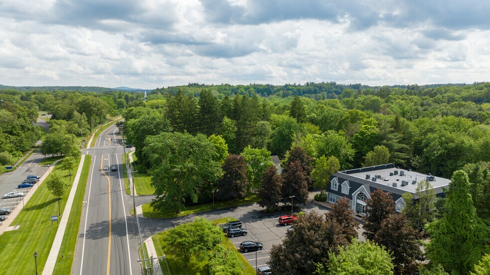 More Photos Of 111 Simsbury Rd, Avon Medical For Lease